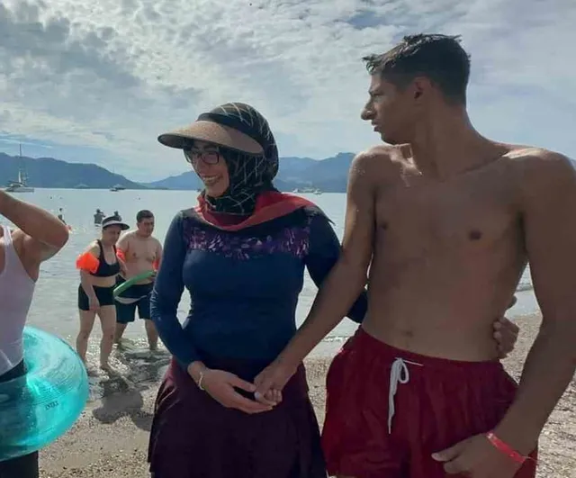 Marmaris’te ilk kez denizle tanışan ailelerin unutulmaz haftası