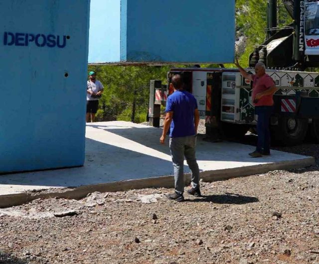 Menteşe kırsalinde 50'şer tonluk depolarla su erişimi güçlendirildi