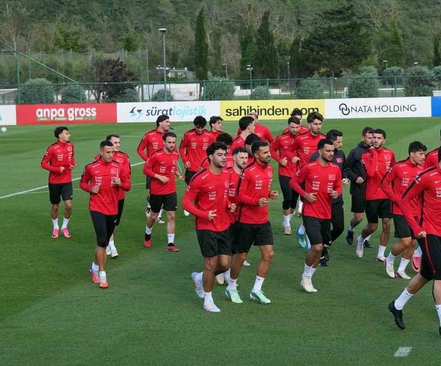 Milliler Belçika hazırlığına salondan sahaya geçerek son rötuşları yaptı