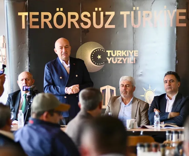 muhtarlarla sahada: terörsüz Türkiye hedefiyle kalkınma ve hizmet vurgusu