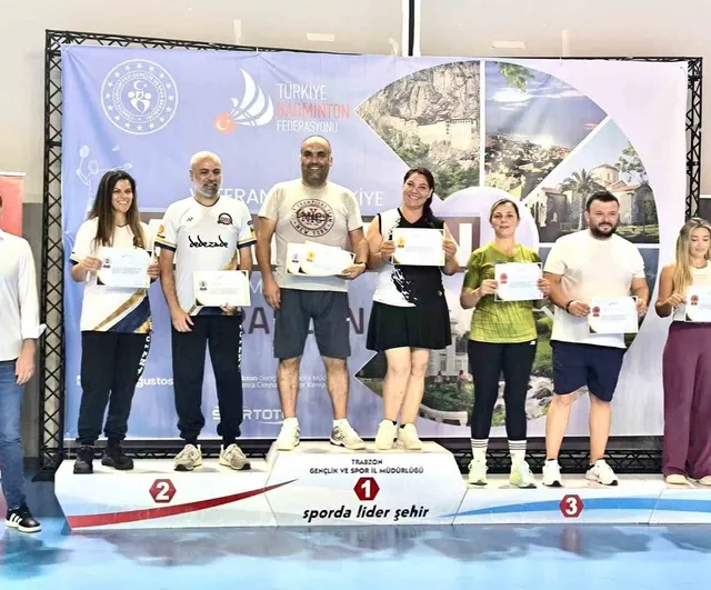 Niğdeli veteranlar Trabzon’dan beş madalyayla döndü