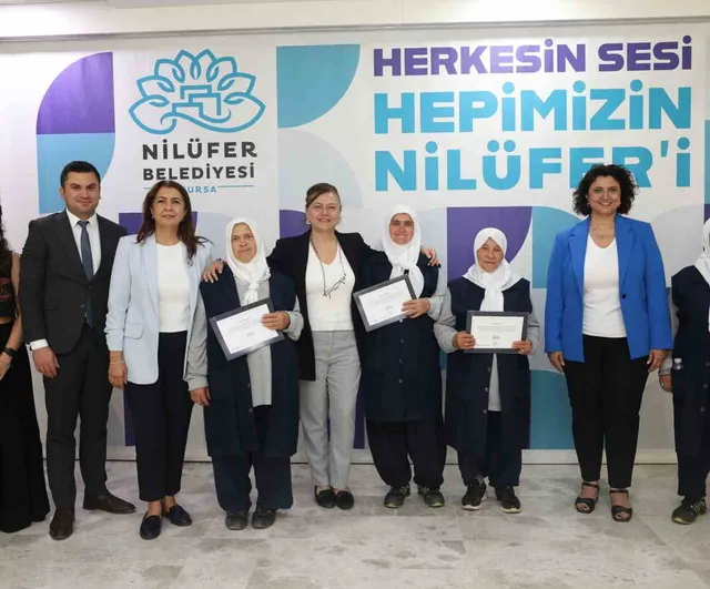 Nilüfer'de belediye personelinin okuryazarlık eğitimi tamamlandı