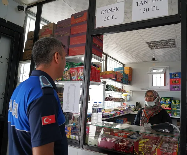 Okul kantinlerinde düzenli denetim: Mersin Erdemli'de uygulama yoğunlaştı