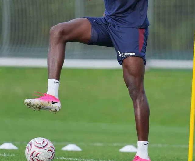 Onuachu suskunluğunu Gençlerbirliği önünde çifte golle sonlandırdı