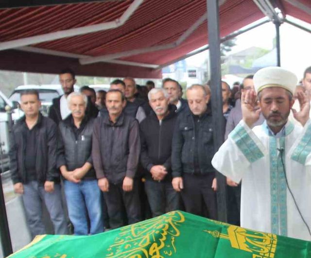 Ordu'da denizde yaşamını yitiren balıkçı toprağa verildi