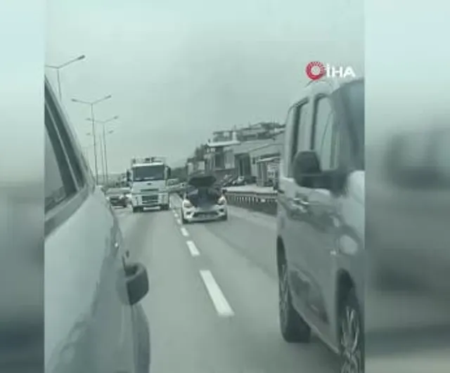 Riskli kaput müdahalesi Nilüfer'de trafikte kameralara yansıdı