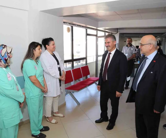 Sağlık hizmetlerini yerinde denetliyor: Erzurum il sağlık müdürü saha ziyaretlerinde
