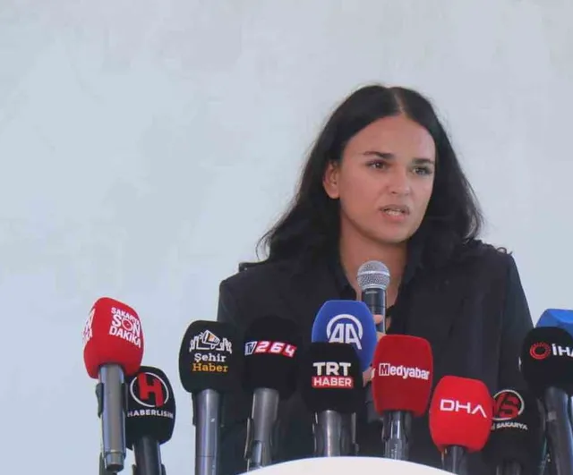 Sakarya'da uluslararası süs bitkileri fuarı doğa ile ticareti bir araya getirdi