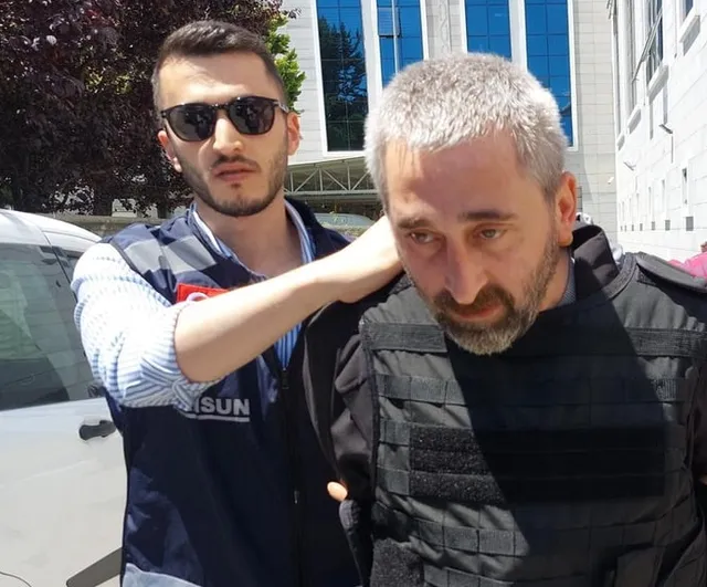 Samsun'da berber koltuğunda cinayet: ağabeyin 'kontrolümü kaybettim' savunmasıyla başlayan duruşma