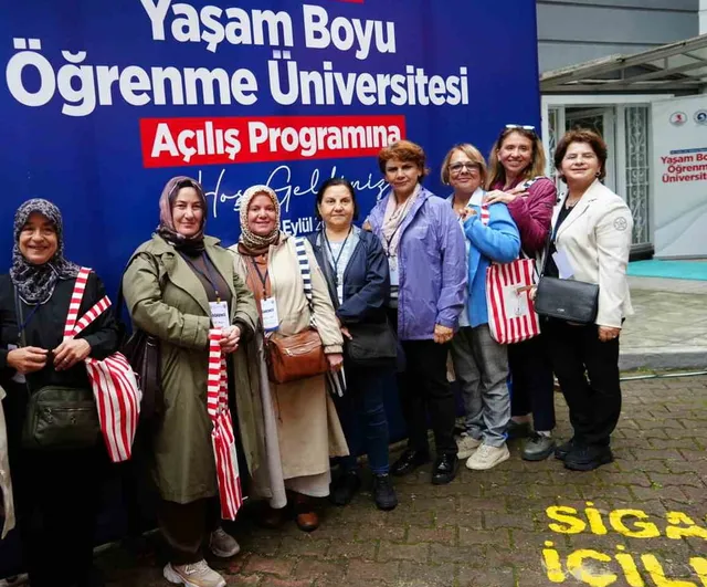 Samsun'da kampüste ikinci bahar: yaşam boyu öğrenme üniversitesi açıldı