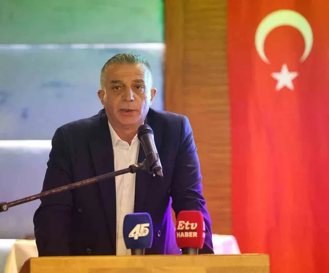 Şehzadeler'de bağcılık çalıştayı: üretici, rekolte ve kalite odaklı çözüm arayışı