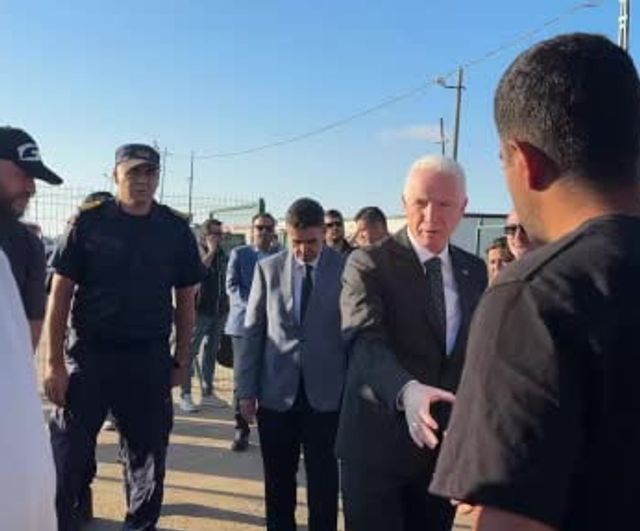 Silivri'de arama 4. günde: vali Davut Gül TCG Akın'da ekiplerden bilgi aldı