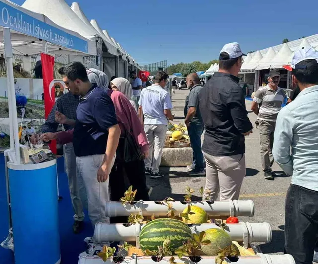 Sivas'ta toprakla uyum: permakültür ve sürdürülebilir üretim fuarda sergilendi