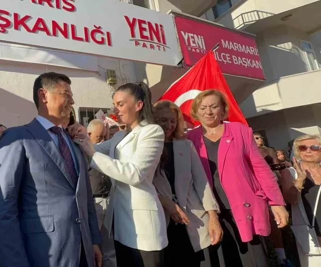Siyaset rotasını değiştiren başkan: Acar Ünlü Yeni Parti'de
