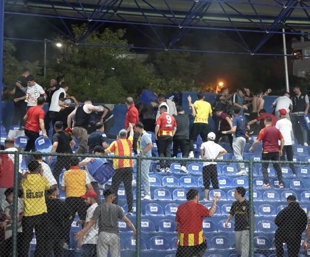 Stad hasarı: Kayserispor taraftarlarının kırdığı koltuklar maç sonrası gündem oldu