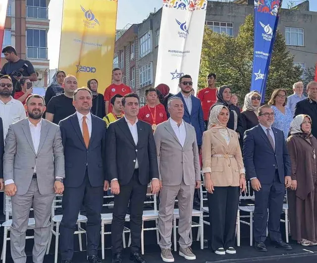 Sultangazi'de geleneksel spor şöleni: 33 ilden 700 sporcu kıyasıya yarıştı