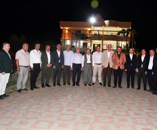 Tatar Kuştepe ve Düzova'da köy sakinlerinin taleplerini dinledi