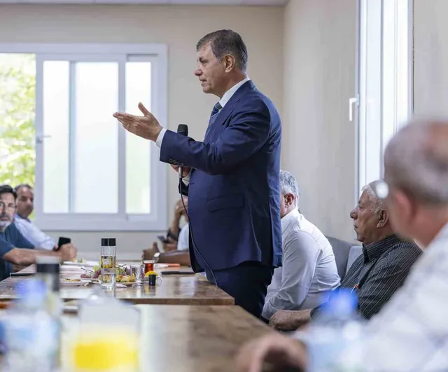 Tugay'dan Buca turu: muhtarlarda doğrudan iletişim ve hizmet taahhüdü