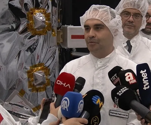 Türkiye ay yolculuğuna hazırlanıyor: uzay aracının üretim ve entegrasyonu tamamlandı