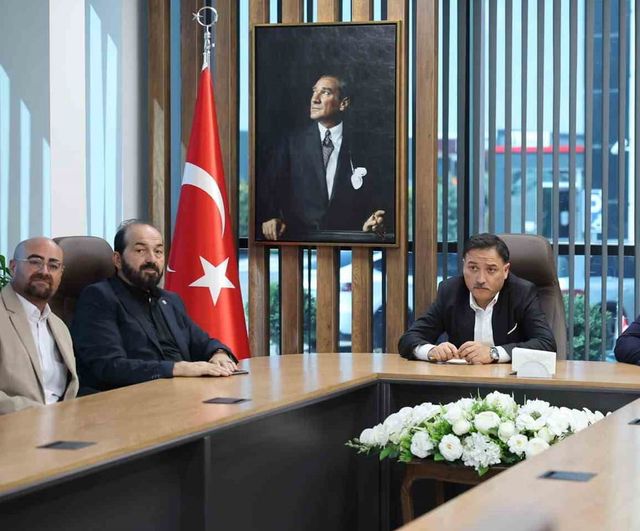 Vali Gökmen Çiçek Mimarsinan OSB'de üretim ve çalışmaların nabzını tuttu