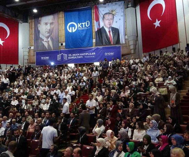Yapay zekâ simülasyonlarıyla insan yeniden ölçülüyor: Tekin'den eğitim ve değer uyarısı