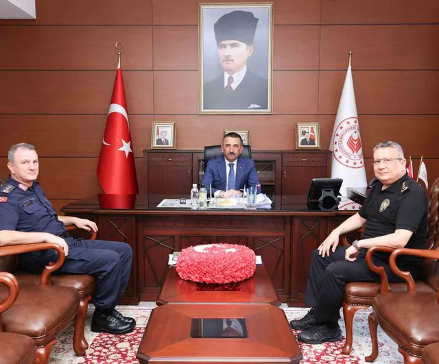 Zonguldak'ta valilik koordinasyonunda asayiş ve güvenlik önlemleri gözden geçirildi