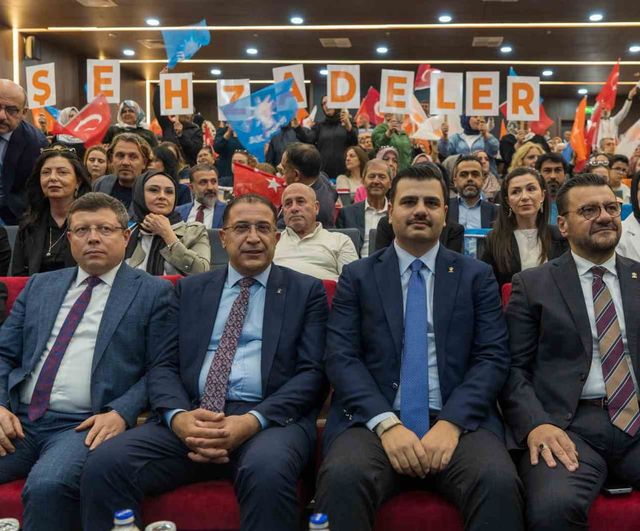 AK Parti genel sekreterinden manisa uyarısı: benzin istasyonlarını Özgür Özel'den uzak tutun