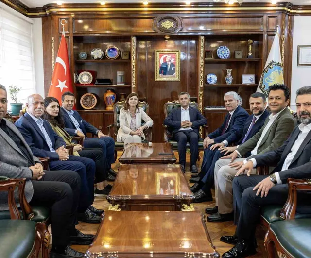 AK Parti il başkanlığından DBB eşbaşkanlarına nezaket ziyareti