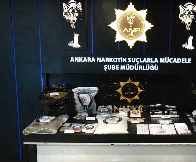 Ankara'da geniş uyuşturucu operasyonunda 614 binin üzerinde sentetik ecza ele geçirildi