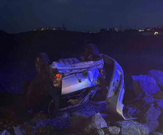 Ankara'da kontrolden çıkan otomobil takla attı; sürücü burnu kanamadan kurtuldu