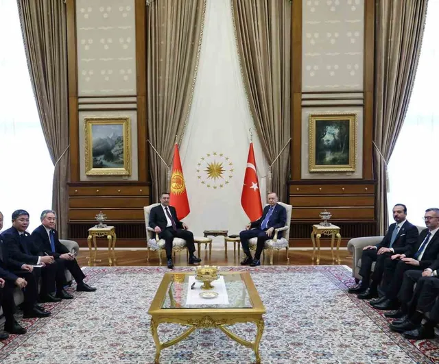 Ankara'da stratejik buluşma: Erdoğan ve Caparov ikili iş birliğini güçlendirmeyi görüştü
