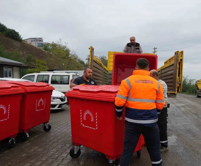 Atakum'da kırmızı konteyner hamlesi: 400 yeni nokta