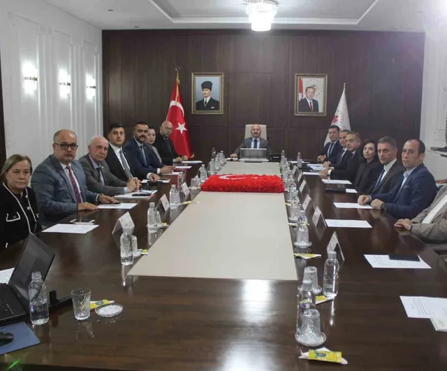 Aydın'da istihdam verileri açıklandı: kayıtlı işgücü 96 bin 679 kişi