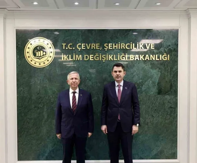 Bakan Kurum, Mansur Yavaş ile başkent projelerini görüştü