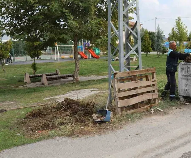 Battalgazi'de mahallelerin temizliği için ekipler yoğun mesai yapıyor