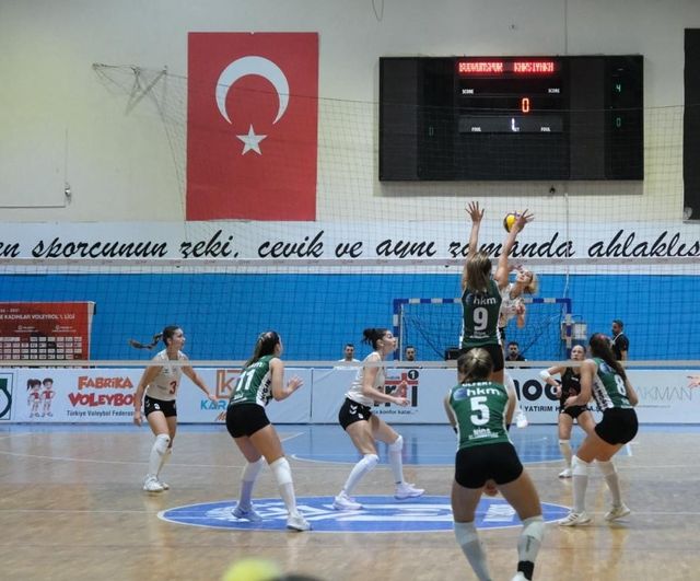 Bodrum'un incileri evinde direnemedi: Karşıyaka 3-0 galip