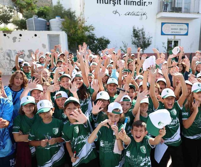 Bodrumspor geleceğini gençlerle ve okullarla inşa ediyor