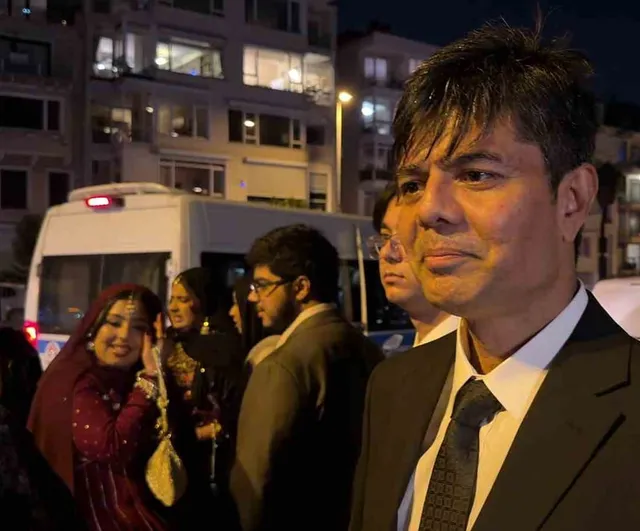 Boğaz'da uluslararası düğün geleneği: Pakistan ve Hindistanlı konuklar İstanbul'da buluştu