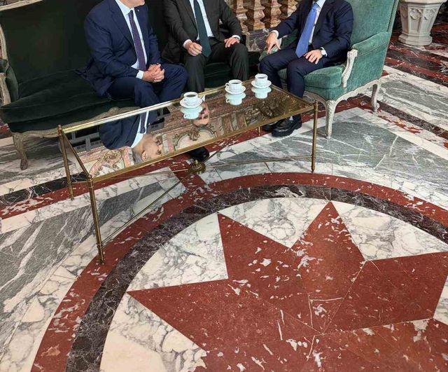 Brüksel'de kahve molası: bakan Fidan, Gürlek ve Çiftçi'nin samimi buluşması