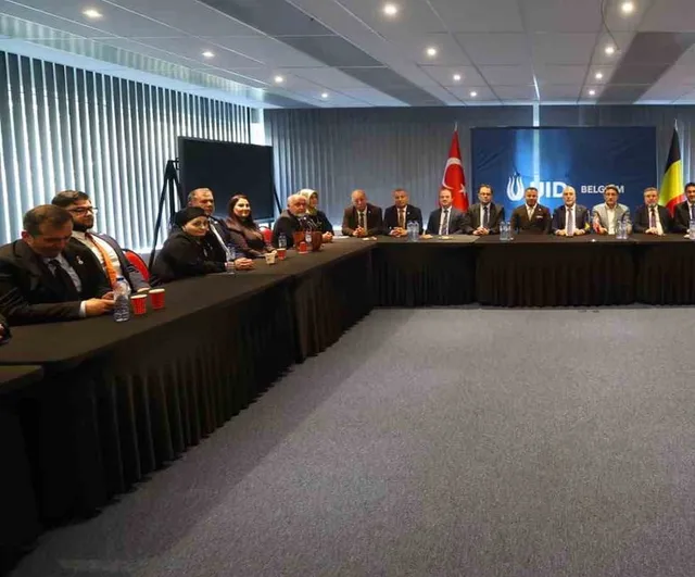 Brüksel'de temas trafiği: Işıkhan büyükelçiler, iş dünyası ve UID ile buluştu