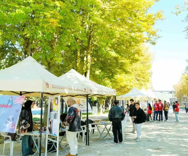 BŞEÜ kampüsünde kulüp stantları yeni öğrencilerin ilgisini çekti