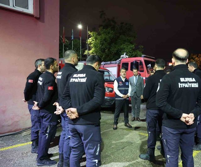 Bursa’da yağış nöbeti: bin 1.126 personel ve 439 araç sahada hazır