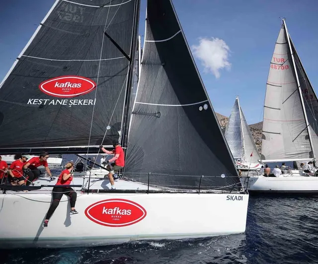 Bursa'nın yelken gücü Knidos Cup'ta kürsüde