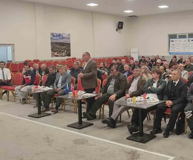 Çavdarhisar'da kırsal kalkınma hibeleri üreticilere anlatıldı