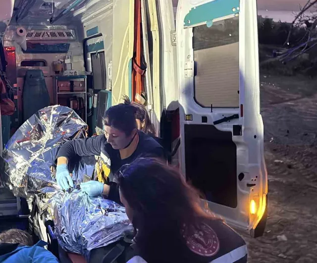 ÇOMÜ Terzioğlu yerleşkesinde göçük: kurtarma ekipleri iki işçiyi toprak altından çıkardı