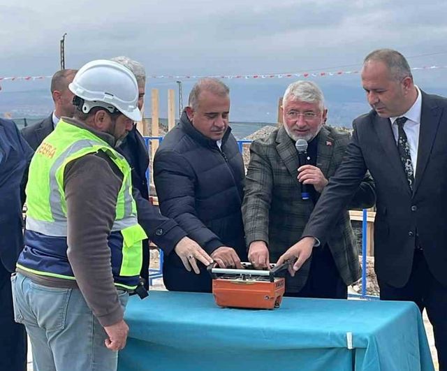 Çorum kendi altyapısı için beton boru üretim tesisinin temelini attı