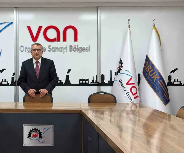Cumhuriyet emanetine sahip çıkmak tarihî görevimiz