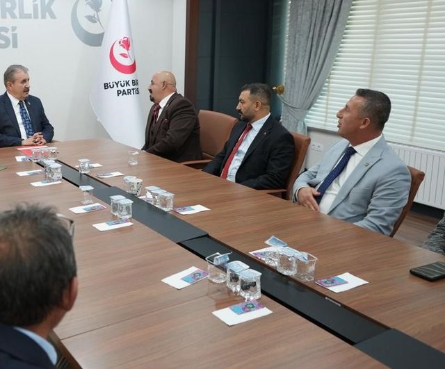 Destici kabulde birlik vurgusu yaptı, ekonomik öncelikler öne çıktı