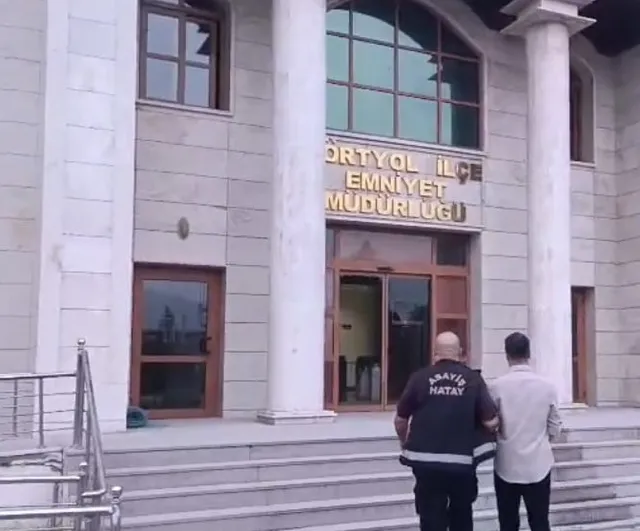 Dörtyol'da aranan hükümlü polis takibiyle cezaevine gönderildi