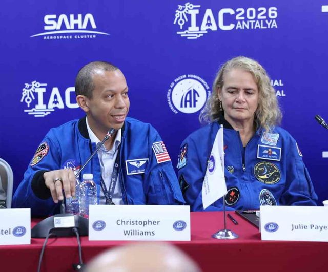 Dünyanın astronotları IAC 2026 için Antalya'da buluştu